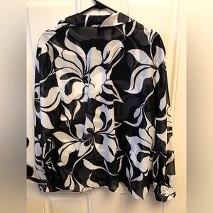 Willow black/white floral 2 pc top